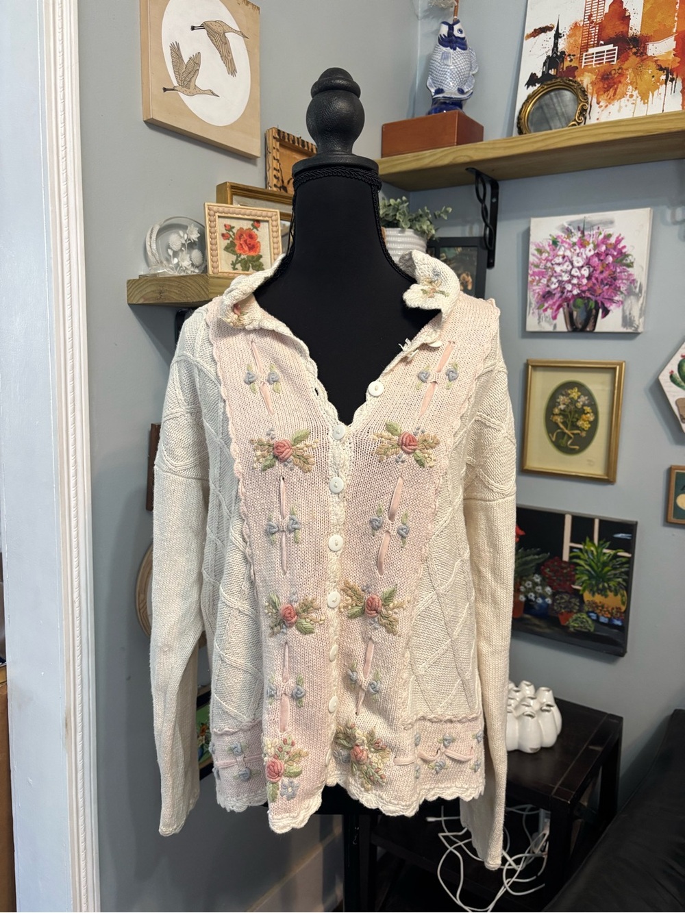 VTG Laura Gayle floral embroidered cardigan sweater grandma cottagecore S